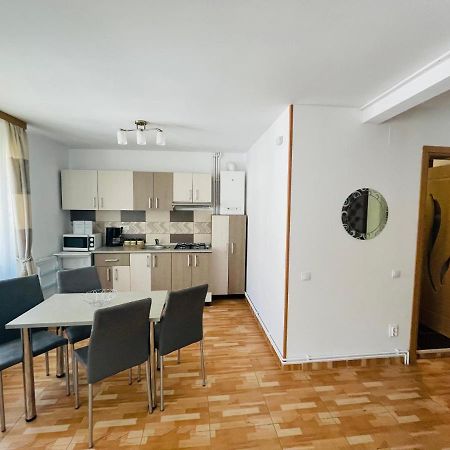 Appartement Garsoniera Family à Buşteni Extérieur photo